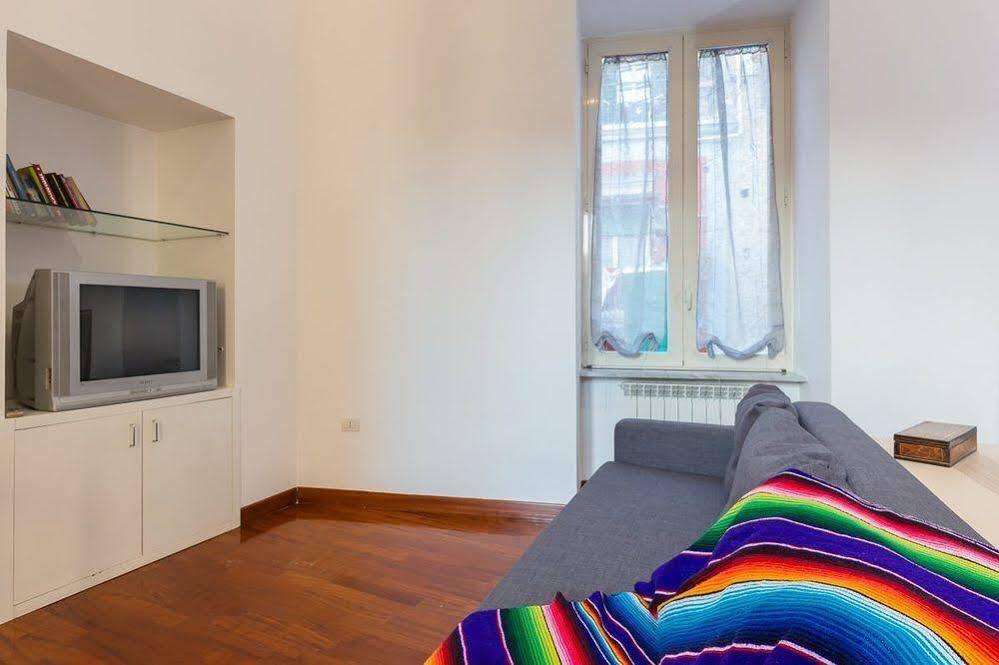 M. Imbriani I Apartment Napoli Exterior foto
